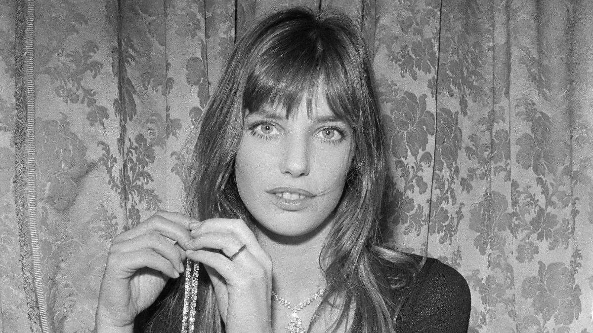 Jane Birkin inspiró el bolso más icónico de Hermès